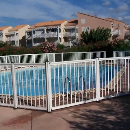 Le Petit Scarlett - Clim, Parking & Piscine Appartement *