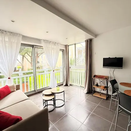 Apartment Le Petit Scarlett - Clim, Parking & Piscine *